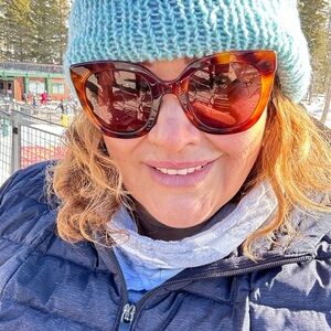 Meet your Posher, Raquel